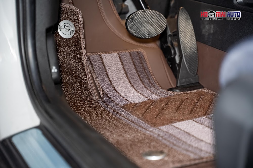 MINI Cooper Bọc Sàn Da Kết Hợp Thảm Rối – Nhỏ Gọn Nhưng Nội Thất Chất Hẳn Lên