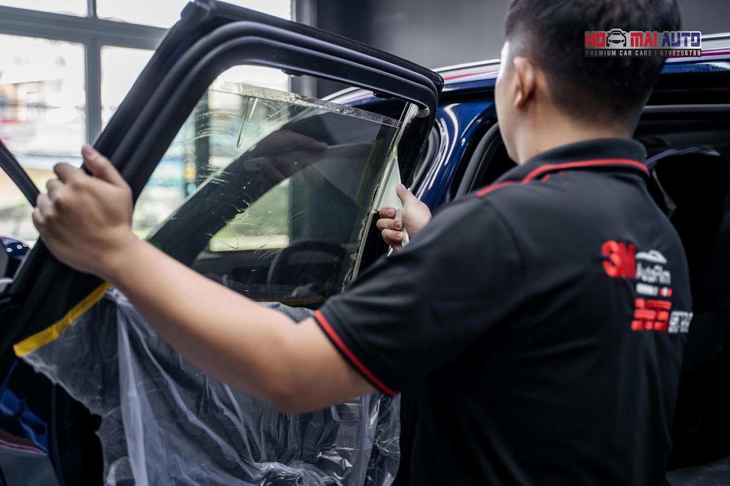 Xe Để Trong Hầm Chung Cư Vẫn Bạc Màu Nội Thất – Tại Sao?