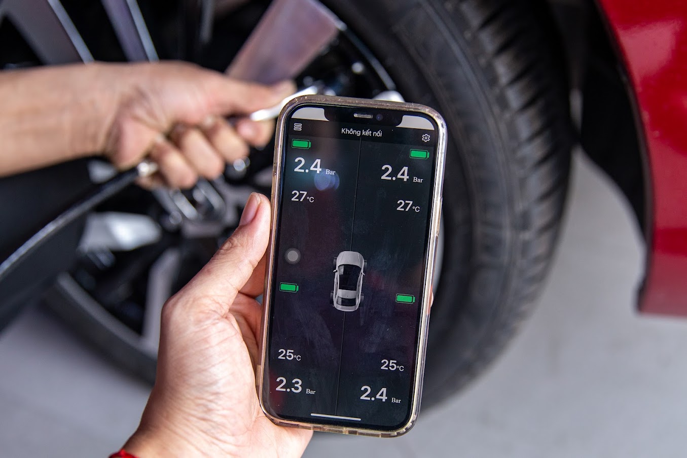Cảm Biến Áp Suất Lốp Có Thực Sự Cần Thiết Cho Xe Ô Tô?